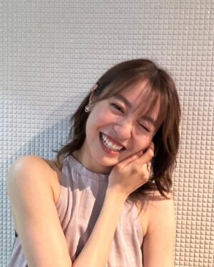 Momoko Tanabe Instagram - DitO舞台挨拶の素敵な衣装たち👗
いつもお世話になっている2人が手掛けてくれました💐
Hairmake Rina Ohara @rrr417 
Styling Sho Sasaki @shosasaki_ 
⁡
お越しくださったみなさま、ありがとうございました！楽しかったー!!
ウェルカムボードを用意してくださった映画館もあったり、、
観てくださったお客様と直接お会いできるなんて普段なかなかできないから、胸に募った想いをお伝えできてたら嬉しいです😌
⁡
劇場で味わえるのは今だけ。
『DitOを観る』という体験をこの夏ぜひ
楽しんでください！🌻
⁡
⁡
#DitO
#ディト
#pr