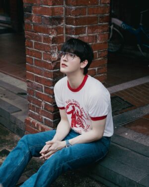 Mondop Heamtan Instagram - 我很幸运能遇见你♥️
because of you~