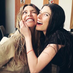 Mónica Ayos Instagram - De mí y también de nosotros. ♥️