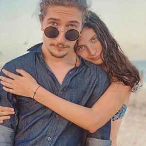 Mónica Ayos Instagram - De mí y también de nosotros. ♥️
