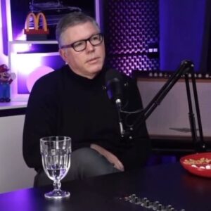 Monica Iozzi Instagram - Faço minhas as palavras do pastor e teólogo @edrenekivitz . Quem dera toda pessoa religiosa tivesse tamanha compreensão da realidade que estamos vivendo. 🙌🏻

A entrevista é para o podcast @podpax .