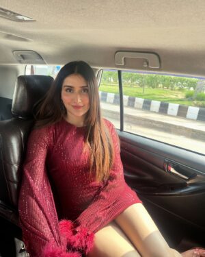 Monica Sharma Instagram - 💅
.
.
.
.
#instagood