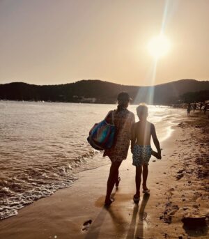 Monique Westenberg Instagram - Making memories together 🐚