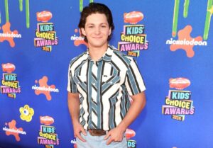 Montana Jordan Instagram - Started the morning off with some @official_tca action! 
Then ended that sucker with an award from @kidschoiceawards 

Thank y’all for having us!