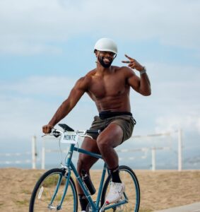 Monte Taylor Most Liked Photos and Posts