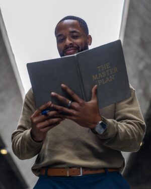 Monte Taylor Instagram - When your plans match God’s purpose for your life 🙏🏾

I pray we all get to experience the feeling 🙌🏾

#inspiration #masterplan #photography #modeling #motivation
