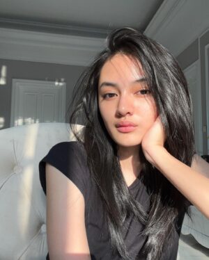 Montserrat Gizelle Instagram - 💆‍♀️
