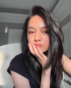 Montserrat Gizelle Instagram - 💆‍♀️