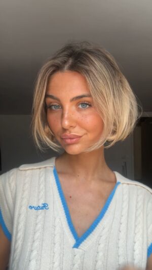 Moon Instagram - Look what you make me do 👀
Hair transformation . bob . 90s bob . Haircut . Blond .