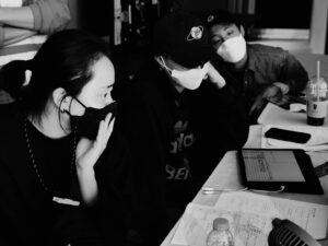 Moon Geun-young Instagram - ⠀⠀⠀⠀⠀⠀⠀⠀⠀⠀⠀⠀⠀⠀⠀⠀ 
나의 꿈을 실현시켜주시는 고마운 분들
모자라고 부족한 부분은 채워주시고,
바라고 원하는 부분은 믿어주시고,
아무 것도 아닌 나를 어떤 것이 되게 해주시는 분들.

덕분에 세번째 작업까지 무사히, 행복하게 마칠 수 있었습니다. 

사진에 담진 못했지만 함께 해주신 스텝분들
정말 온 마음을 다해 진심으로 감사합니다🙏🏻

#바치세번째작품촬영완료
#후반작업도열심히하겠습니다
#Day2208💋