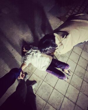 Moon Geun-young Instagram - ⠀⠀⠀⠀⠀⠀⠀⠀⠀⠀⠀⠀⠀⠀⠀⠀ 
나는 자유인이다!!!!!!
나를 가두지 마랏!!!!!!!!
꺄-😆

#하늘과땅이맞닿는순간 #헐떡이는숨들 #😝
#Day2230💋