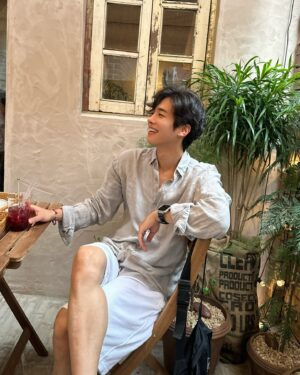 Moon Ji-hoo Instagram - 🥯🍰🥖🍞