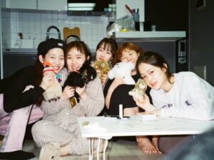 Moon Joo-yeon Instagram - 5주년기념, 그럼에도 5주년
별처럼 달처럼 앞으로도 즐겁게✨
#열여덟의순간
#momentateighteen