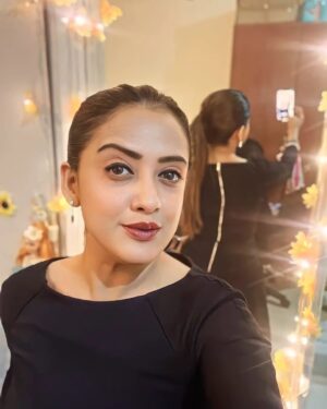 Mrinalini Chatterji Instagram - Believe me or not but yes I M NOT WELL... my 31st DC and 1st Jan was completely on bed rest... I hvnt recovered yet its been 6 days.guys just be safe

#noenergy #sick