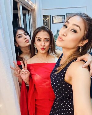 Mrinalini Chatterji Instagram - Pout  continues 💋 for P3.