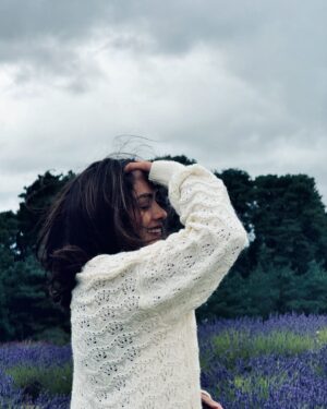 Mrunal Thakur Instagram - Dear me,

Love yourself a little bit more than yesterday. 
Make yourself a priority. 
Chase your goals. 
Be grateful for the things you have. 
Be proud of yourself. 
You are a sparkling star, you are your own rainbow. 
Celebrate yourself as always (in a lavender field)
🪻🪻🪻

#edinburgh #lavender #love