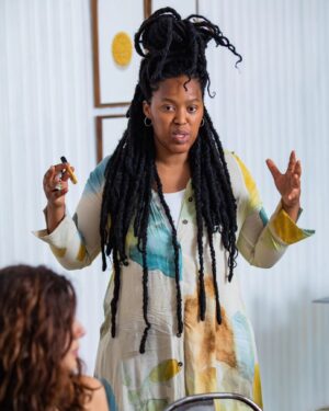 Msaki Instagram - Last year in September during the SPRING EQUINOX, I created and hosted a retreat focused on wellness and creativity with some of the most incredible lightworkers. I was needing rest, a reminder about my intrinsic connection to my creativity and to SOURCE. It felt right to do it in community and in synch with nature. We are doing it again this year and I am excited to share more. 👉@misimu_life 🍃🍂

#wellnesswednesdays
#creativity
#spring
#msaki
Photos by @itsarthurdlamini 🌸✨