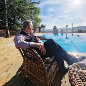 Müfit Kayacan Instagram - ☀️ motorlar maviliklere...