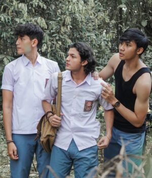 Munggaran Instagram - kalo kalian ketemu kita di jalan, apa yang kalian lakukan?