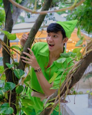 Munggaran Instagram - dari kecil suka banget dengerin lagu peterpan, baru sekarang bisa beli bajunya…