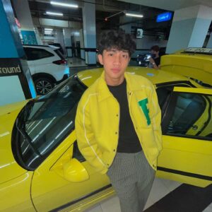 Munggaran Instagram - udah se-matching ini yakali ningsih nya gak dilepas juga pak? @shaquilleosaze yuk bisa yuk lepas 70ribu biar sama sama enak.🙏