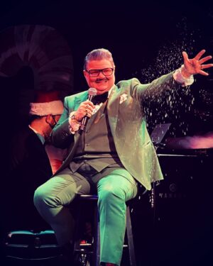 Murray Hill Instagram - The only thing I can spread, from a showbiz and scientific perspective is...HOLIDAY CHEER 🎅🏼 That's right kids! 🎟 on sale now for 🎄a murray little xmas 🎁 DEC 13-17 @joespub NY 🔗 in bio ❄️ There's no business like snowbizness! ❄️ Let's be in denial together this season!
.
.
https://publictheater.org/productions/joes-pub/2022/m/a-murray-little-christmas/