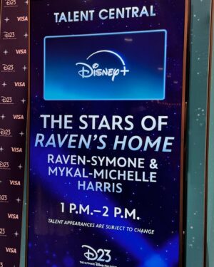 Mykal-Michelle Harris Instagram - And today was noooooo different from yesterday in having the most wonderful time with #disneyentertainment @disneyjr and @disneychannel at #d23. Thank you for everyone who took a moment to say hello, who took a pic or just said a kind word!  It meant so much!  The fans think we make their day but the truth is…they make ours so much brighter! 
Thank you to my team:
My stylist @thebradleystudio with a special shout to @maisonavaofficial what a beautiful 👗thank you! 💄by Ms Harper
.
.
#blessed #happy #joy #dreamingBig #kraisingkim #diseny #disneychannel #disneykid #ravenshome #AliceinthePalace #ariel #littlemermaid
