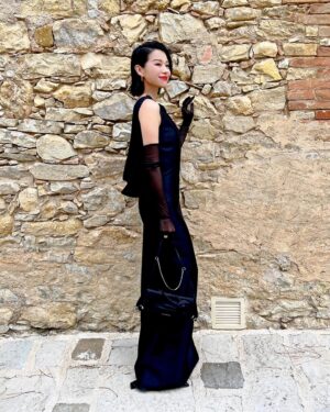 Myolie Wu Instagram - A wonderful opportunity to get away and pak tor 拍拖 with hubby as we attend our friends’ stunning wedding in Tuscany.
We look forward to many more friends getting married so we can do it more! 🥰♥️👰🏻🤵🏻
@karena_ngs @brian_sph @hakkaphil 
#tuscany #wedding 
👗💍👜 @givenchy #givenchy