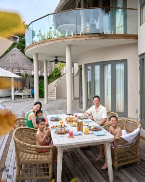 Myolie Wu Instagram - This place feels like it’s your own holiday home 🏠💜
@hakkaphil 
@thenautilusisland 
#thenautilusmaldives 
#AWorldOfYourOwnMaking 
#Maldives #maldiveslovers 
#family