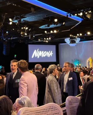 ND Stevenson Instagram - Belated pics from last week’s Oscars Nominees Luncheon! (featuring: me photobombing Steven Spielberg and Ryan Gosling)

Wearing head to toe @rowenasocialclub with styling by @jamesdoinginsta 

Photos by @jdrenes