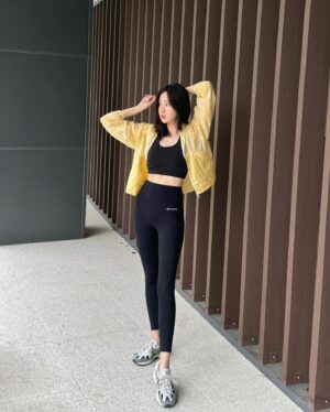 Na Hae-ryung Instagram - @spyder_korea 
완벽한핏에 너무 편한 나의 레깅스 🤍

#광고 #스파이더 #스파이더코리아 #스파이더레깅스 #레깅스