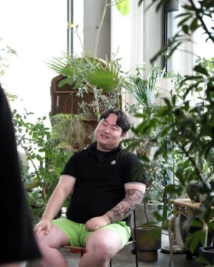 Na Sun-uk Instagram - 7월 고생햇드아🙏 휴가 좀 가보자..