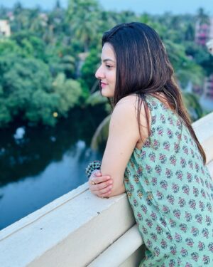 Nabanita Malakar Instagram - 💚🌿✨💫
