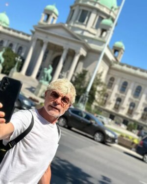 Nacho Guerreros Instagram - Beograd (Belgrado)
SERBIA 🇷🇸 

Nos han recibido maravillosamente, sus gentes son sencillas, muy amables y hospitalarias. Bajo un sol 🌞 de justicia nos despedimos hoy de Serbia que ha sido a todos los niveles un gran descubrimiento. 

Gracias a @diego_naturfitness por ser tan buen compañero de viaje y a @celetheone por mostrarnos el corazón de Novi Sad y de su país.
Ćao!