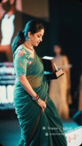 Actress Nadhiya HD Instagram Photos and Wallpapers August 2024