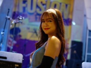 Nadila Wantari Instagram - cantik, tapi kok?! 

Thanks for having me @fusionfest.id @scientiasquare.park 

📸 @apujaruu