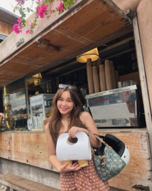 Nadila Wantari Instagram - we miss sunny days at canggu☀️