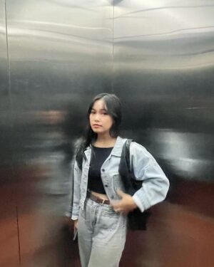 Nadila Wantari Instagram - meng scratch 🐔