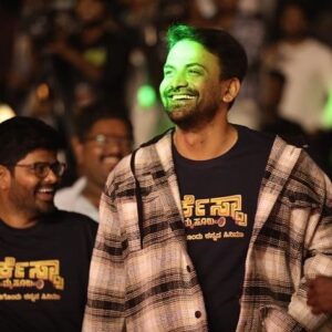 Nagabhushana N S Instagram - Moments from #OrchestraMysuru prerelease event at Namma Mysuru. Movie releasing on 12th Jan. 

@dhananjaya_ka @poornamysore @sunil_mysooru @vasuki_vaibhav_ @eneyed_m @krg_connects @raghudixit11 @daalipictures

PC: @akhilpicz