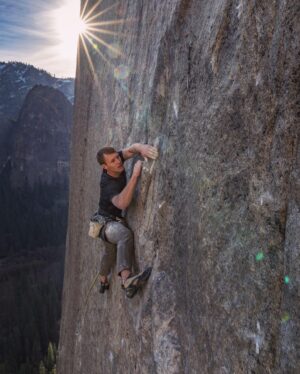 Nalle Hukkataival Instagram - After all the preparations we finally got a weather window to give Dawn Wall a try. After so much work it felt great to get to actually climb and we lucked out with some perfect sunny January days.

Straight off the ground the easier bottom pitches were challenging as we hadn’t had a chance to try them since November but the higher we made it the better we had everything rehearsed.

Some of the longest pitches were really stressful because you spend such a long time climbing a pitch and if you slip near the anchors you end up wasting lots of time and energy. We had focused on dialing the insecure sections and it worked.

All was going great until we couldn’t get through a section of running water. Then a series of winter storms hit.

During our time prepping Mulero counted about 20km of jumaring - not counting hauling up hundreds of kilos of water, gear, ropes and supplies that you need for doing the climb unsupported.

Big wall climbing at this level seems to be 90% rigging, hauling and jumaring and 10% weather. And once all the work is done, you get rewarded with some climbing. Being the only party on El Capitan for about a month and a half was pretty special on its own and life in the “partyledge” camp was a whole new world I’d never seen.

Now that the logistics and the beta are all figured out, stoke is high to return for round two in the next season! 🙌 📷 @westmountainmedia 
@blackdiamond @lasportivagram @lasportivana