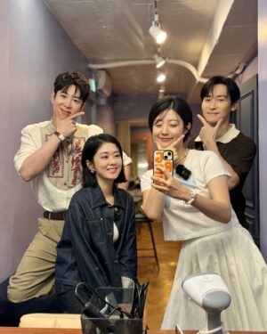 Nam Ji-hyun Instagram - 변호사님들이랑 집대성😆😆
정말 즐겁게 놀다갑니다!!👏👏👍