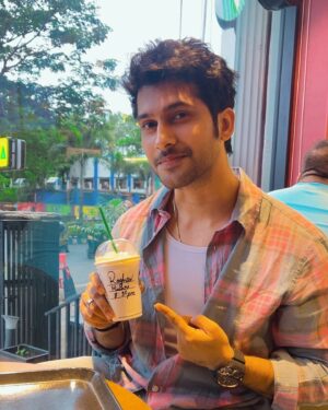 Namish Taneja Instagram - Guys tonight my show mishri 8:30pm only on @colorstv Must watch.
.
.
.
.
.
.
#allbecauseofmyfans 
#mishri
#Namishtaneja