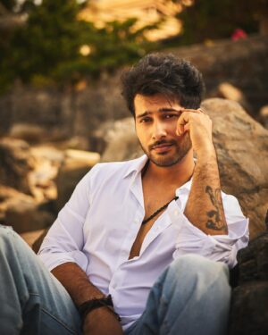 Namish Taneja Instagram - TERE TE PIGHAL GAYE 
 JE ASSI BIGAD  GAYE 
💫
.
.
.
#allbecauseofmyfans