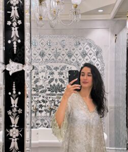 Actress Namita Dubey HD Photos and Wallpapers November 2024