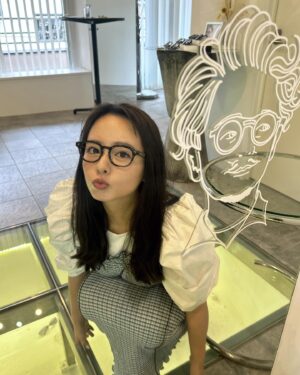 Nana Yamada Instagram - 天才めがね🥹👓
写真撮っても反射しないのすごくない...🥺？

久しぶりにすずとお出かけしました💃♡