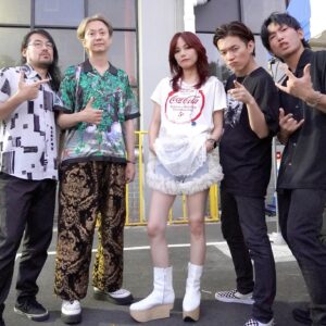 Nanase Aikawa Instagram - ISUZUイベント🎤🥁🎸
2万人の中の熱唱ライブ❣️❣️
ベイスターズファンの皆さんもありがとう！！

#夏フェス
#相川七瀬