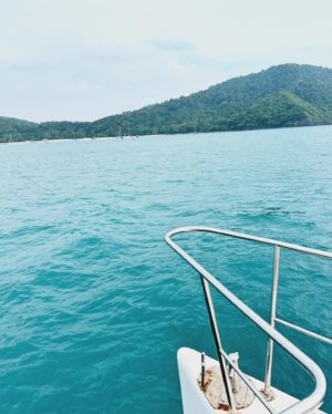 Napat Patcharachavalit Instagram - 🌊🌊🌊
@nikornmarinetour 
@kahungbeachphuket