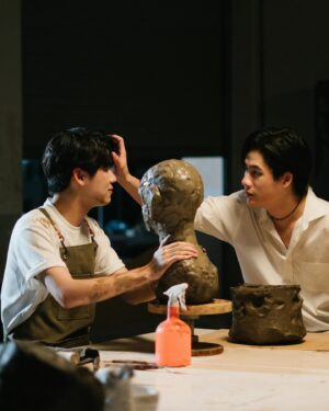 Naravit Lertratkosum Instagram - We Are จบแล้ว ผมขอบคุณทุกคนมากเลยนะครับที่ติดตามและเป็นกำลังใจเสมอ วันนี้ผมมีความสุขมากที่ทุกคนสนับสนุนจนกระแสตอบรับดีขนาดนี้ ขอบคุณผู้ใหญ่ทุกคนที่ให้โอกาส ขอบคุณนักแสดงทุกคน ขอบคุณทีมงานทั้งเบื้องหน้าเบื้องหลังที่ทำงานอย่างหนัก ขอบคุณเพื่อนทุกคนมากที่ตั้งใจทำงานจนถึงวันสุดท้าย ขอบคุณภูวินทร์ที่คอยอยู่ด้วยกันมาตลอด เรื่องนี้ก็เป็นเรื่องที่ 3 ของพวกเราในช่วง 4 ปี ที่ผ่านมา บอกเลยว่ามีความสุขมากที่ได้มึงมาเป็นพาร์ทเนอร์ คอยซัพพอร์ต เข้าใจผมตลอดมา และที่สำคัญที่สุด ขอบคุณทุกคนที่ช่วยสนับสนุนผมเสมอ ผมจะไม่มีวันนี้เลยถ้าไม่มีทุกคน เจอกันใหม่เรื่องหน้า ผมสัญญาว่าจะตั้งใจทำทุกผลงานออกมาให้ดีที่สุดครับ รักทุกคนนะ❤️