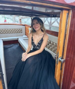 Nasim Pedrad Instagram - Festa a Venezia 🤌