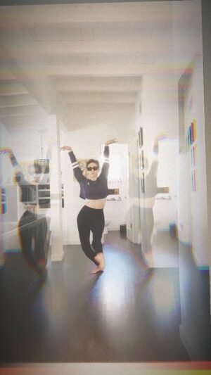 Natalia Cordova-Buckley Instagram - 🕶🩰🟰🦹🏽 killer moves…